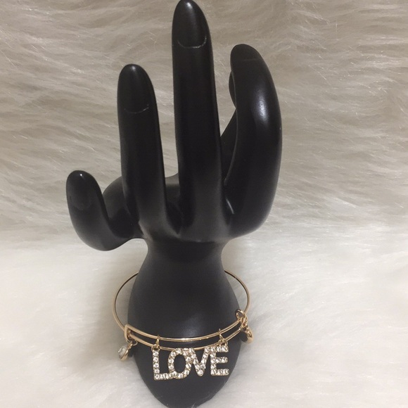 🌹3/$15 Palm Beach Wire Rhinestone Charm Bracelet - Picture 2 of 7